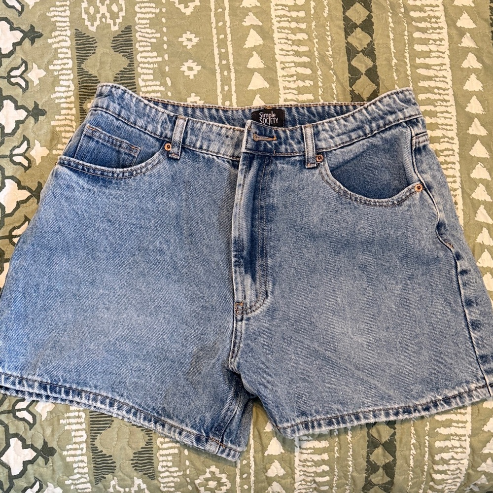 Simple Society Women's Light Blue High-Rise Jean Shorts